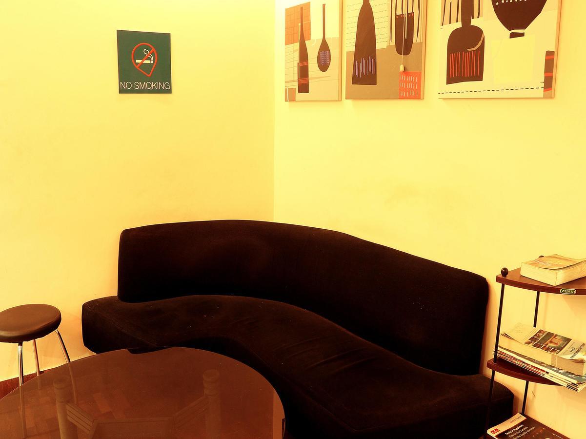 Hotel Trimoorti Kolkata Ngoại thất bức ảnh